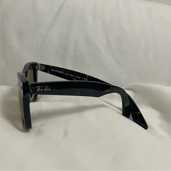 Ray-Ban Wayfarer - Picture 10 of 12